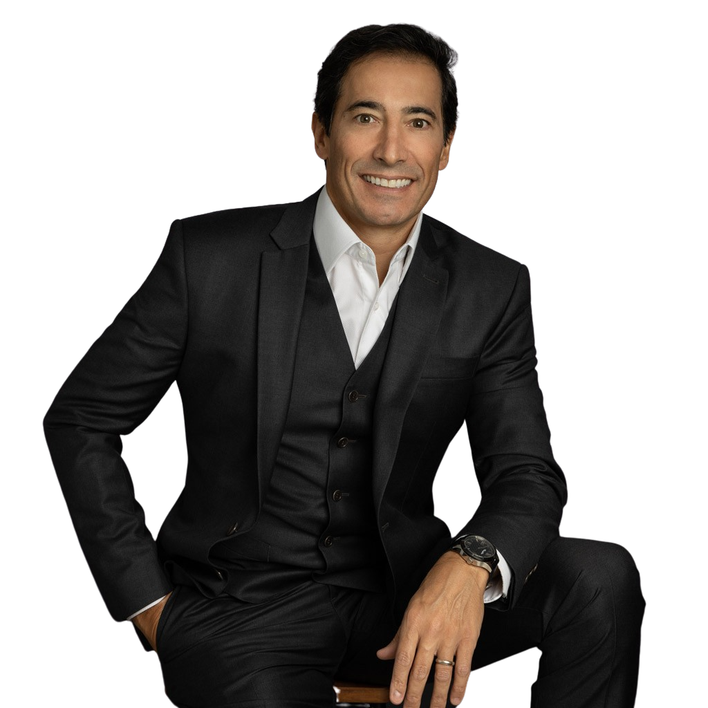 Dr. Henrique Arantes em retrato institucional